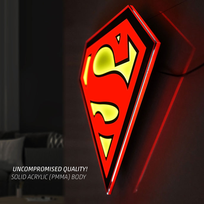 Superman™ LED Wall Light (Large)